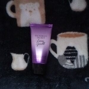 *Real* Victoria Secret Love Spell Hand Lotion